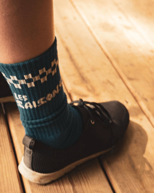 Les Saisons crew socks mid calf cotton comfortable and original. Blue and with checkers. Shipped from USA.