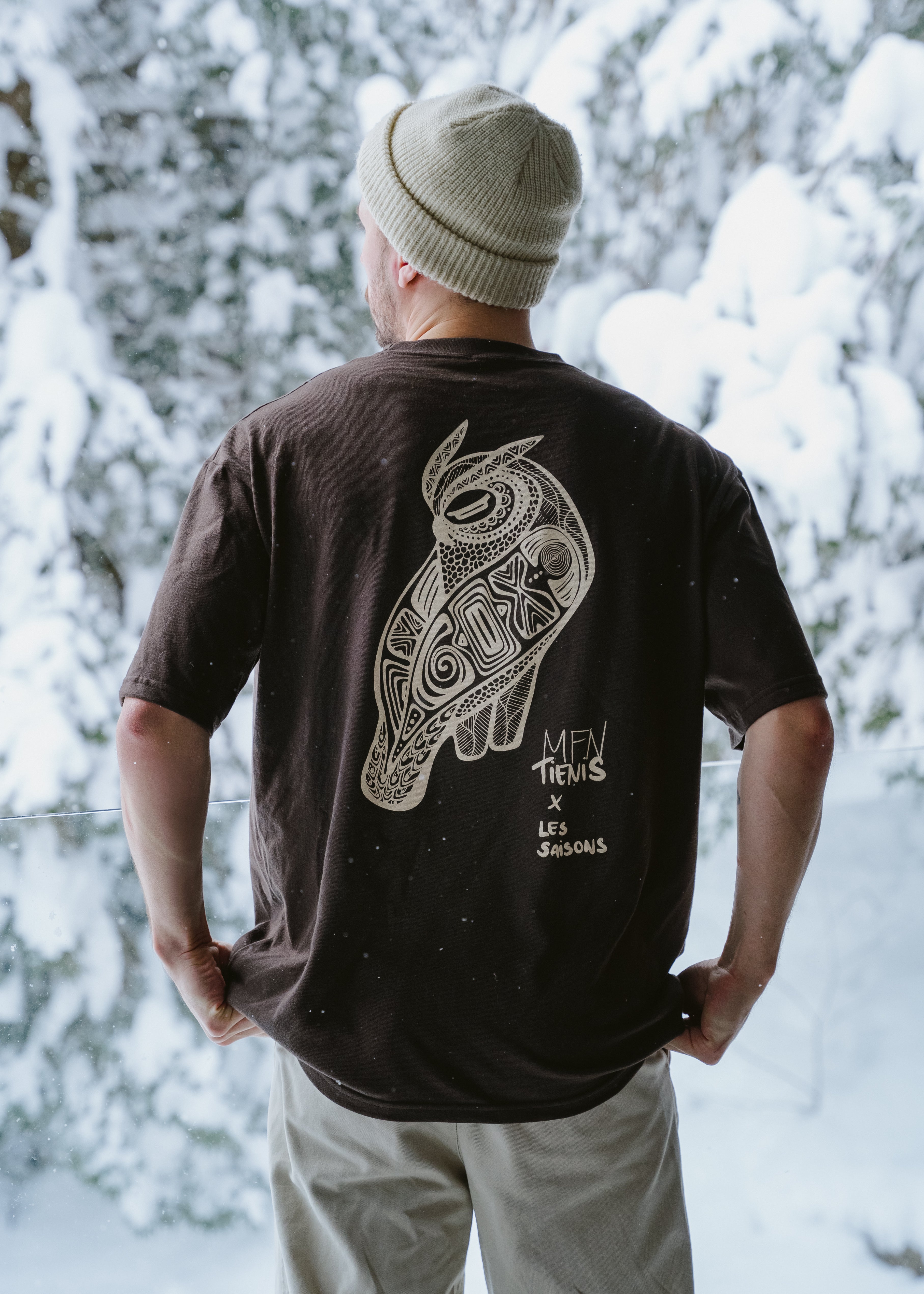 oversized, unisex, chocolate brown, t-shirt, artist collaboration, Marie-France Nicaolas Tienis, made in Canada, exclusive design, coton and polyester