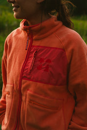 Orange Passion, Fleece, Polyester, Designed in Quebec, active fleece, peach color, Comfortable, camping, van-life, orange, zip-up, dual pockets, soft, Les Saisons